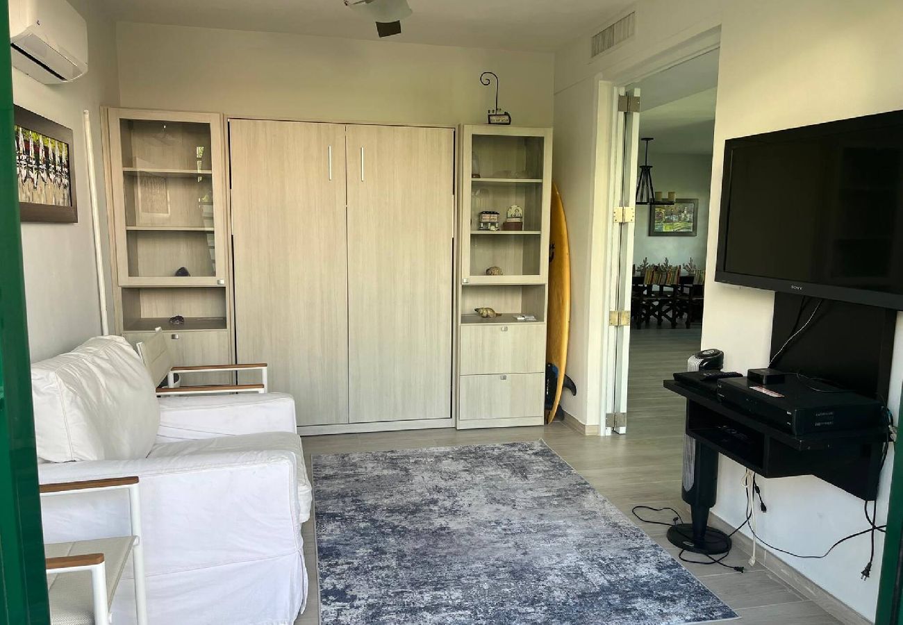 Villa en Rincon - -