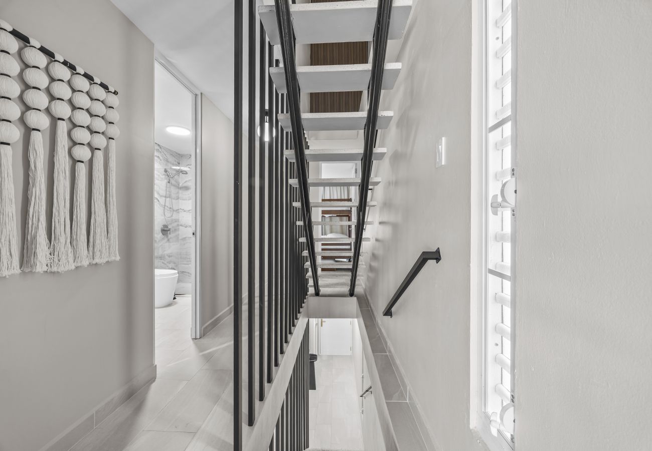 Casa adosada en Dorado - Cozy & Spacious Dorado Townhouse