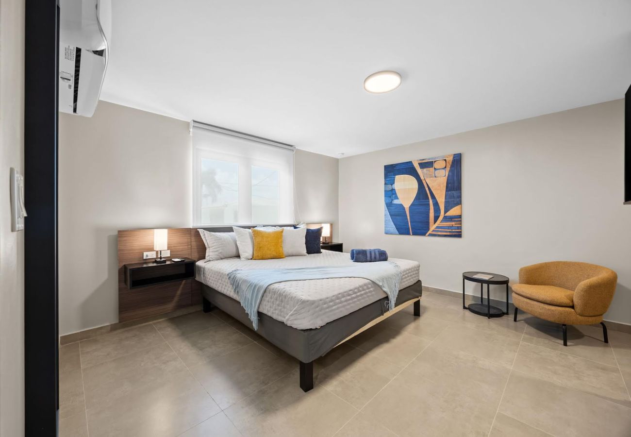 Apartamento en Carolina - Isla Verde Ocean Breeze | Private Penthouse Suite
