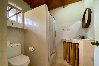 Alquiler por habitaciones en El Caimito - Villas Del Lago Resort – King Room | Upper Floor