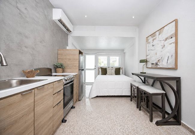 Apartamento en San Juan - Cozy Studio Steps from La Cerra 