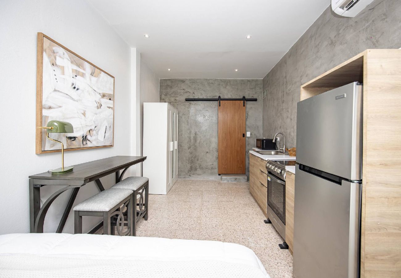 Apartamento en San Juan - Cozy Studio Steps from La Cerra 