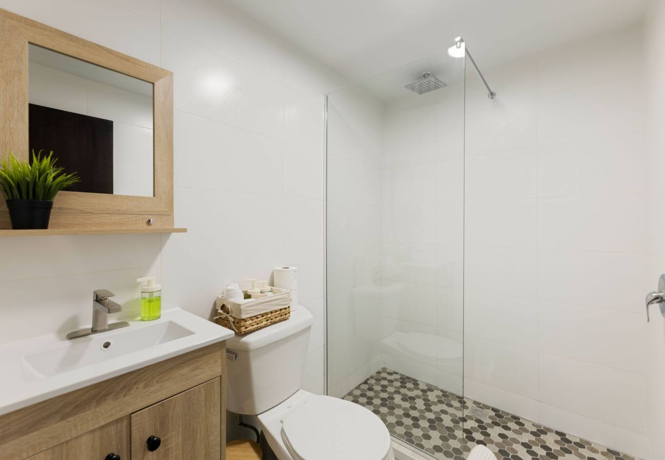 Apartamento en Carolina - Isla Verde Ocean View |  Entire 2nd Floor Suite & Private Penthouse Suite