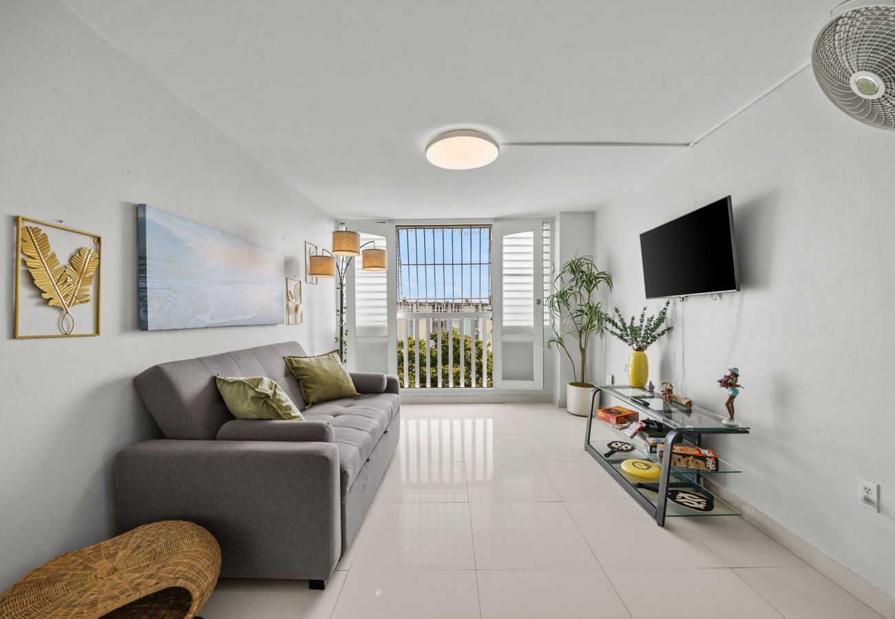 Residencial en Hato Rey - 3BR Condo w/ Gym & Balcony – Hato Rey, San Juan