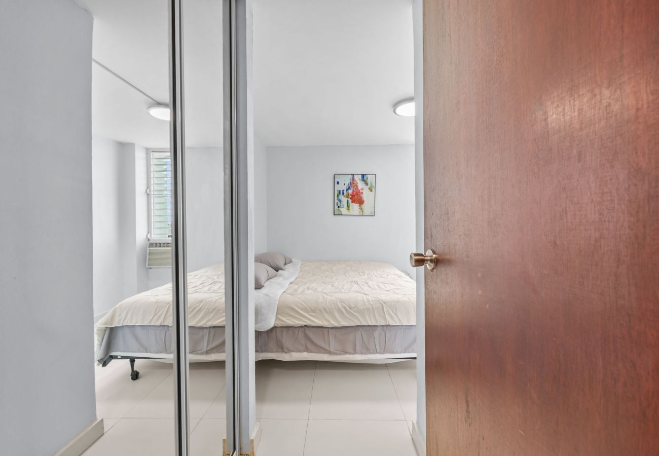 Residencial en Hato Rey - 3BR Condo w/ Gym & Balcony – Hato Rey, San Juan