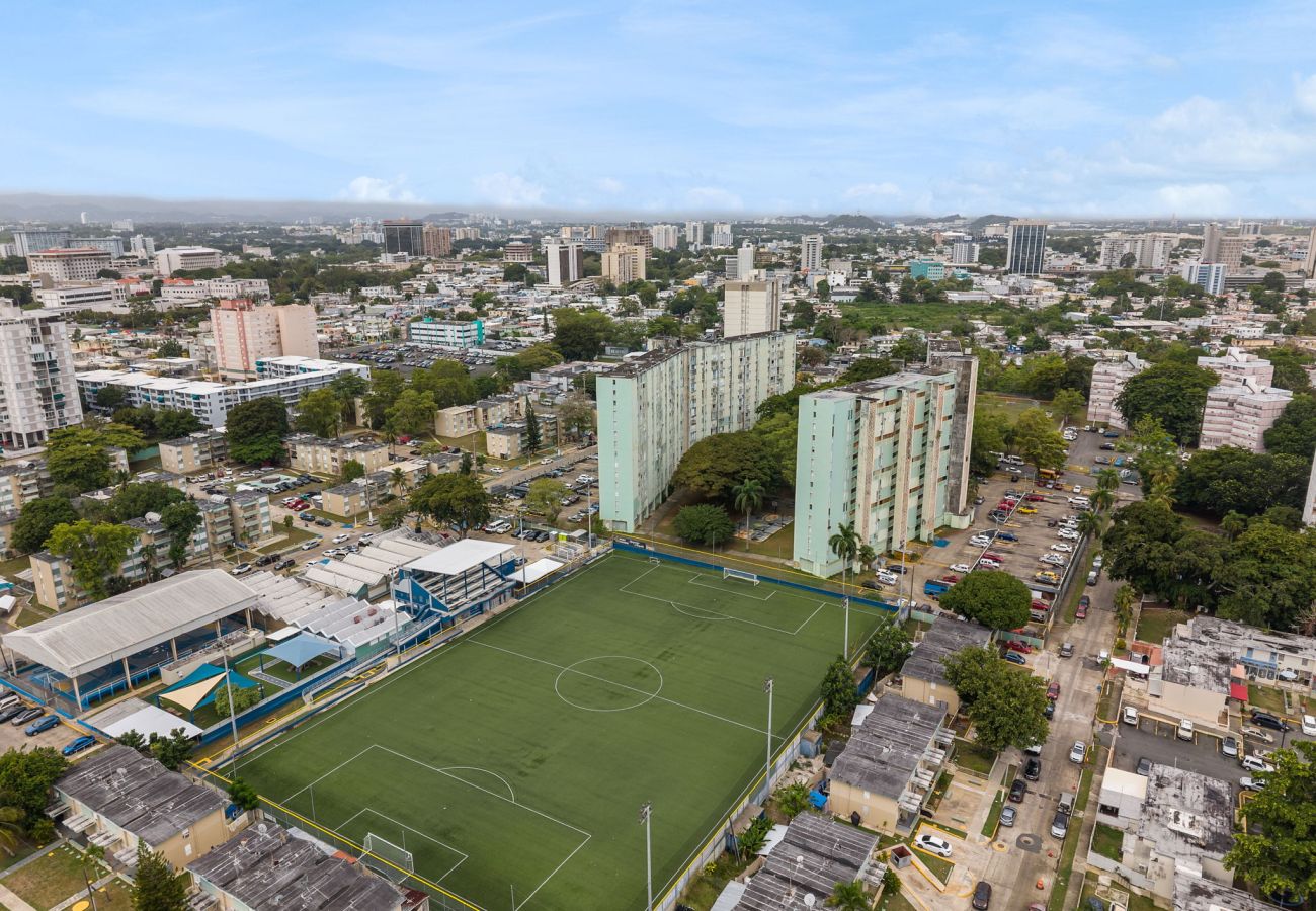 Residencial en Hato Rey - 3BR Condo w/ Gym & Balcony – Hato Rey, San Juan