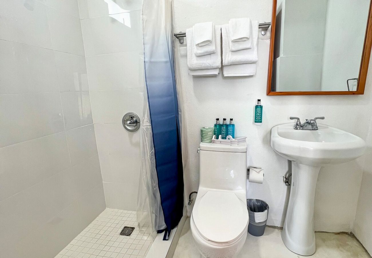 Alquiler por habitaciones en San Juan - Bahia Urbana, Double Room, walking to Old San Juan and Escambron Beach