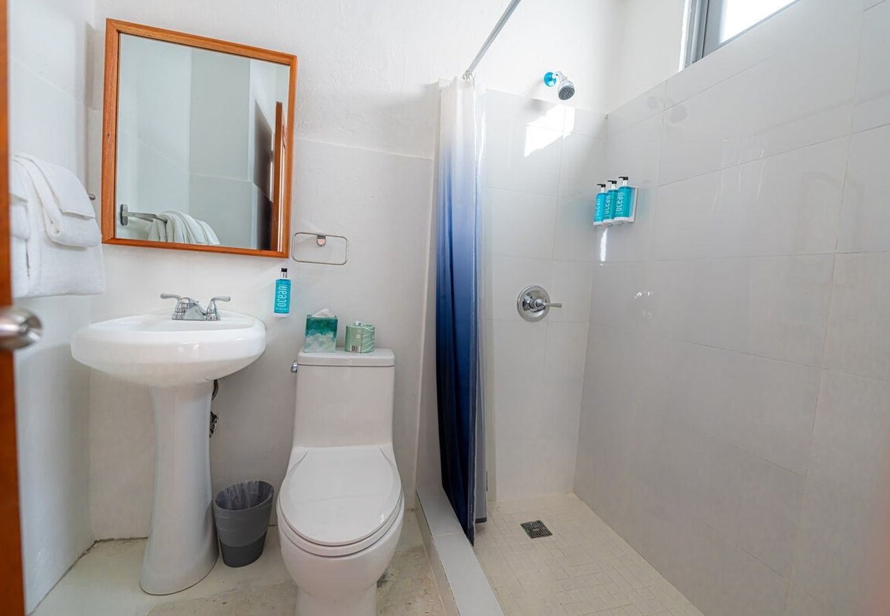 Alquiler por habitaciones en San Juan - Bahia Urbana, Double Room, walking to Old San Juan and Escambron Beach