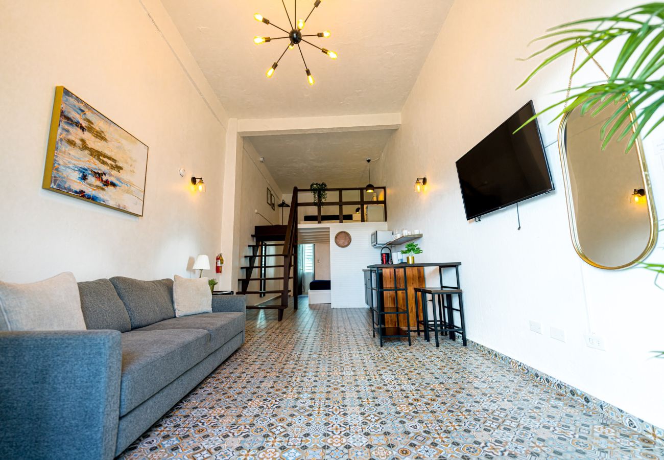 Apartamento en San Juan - Elokut 1 - Trendy Loft Steps from Old San Juan and Escambron Beach