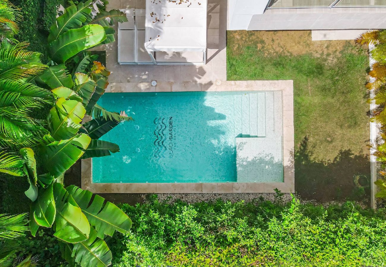 Residencial en Punta Cana - Amazing beach Apt with private Pool on the Terrace 