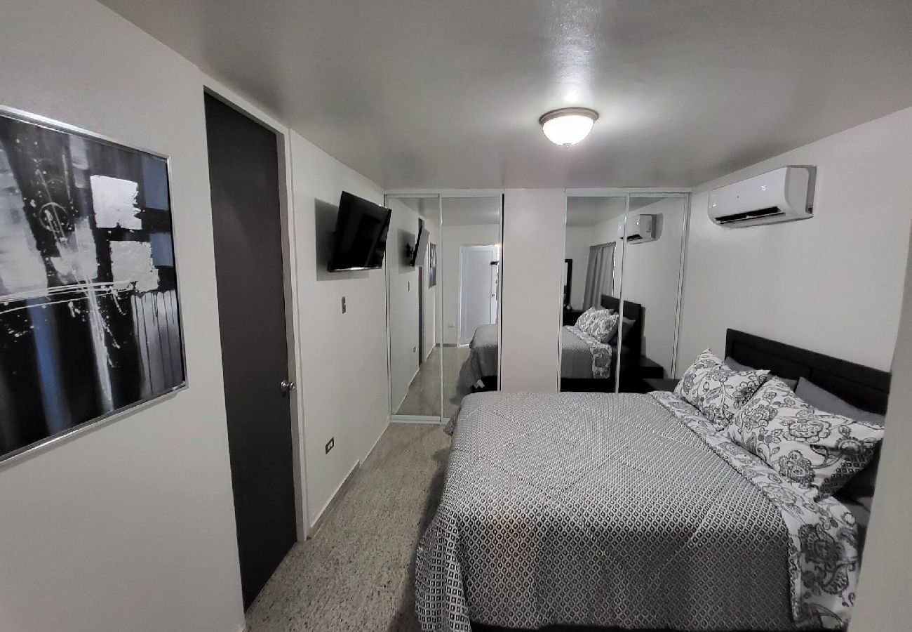 Apartamento en Carolina - Apartamento en Carolina, Cisterna y Placas Solares 