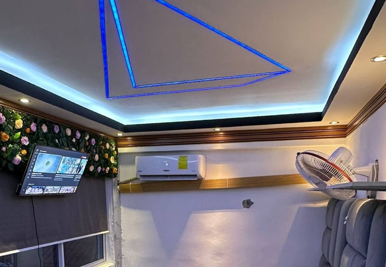 Apartamento en Santo Domingo Este - Apto Amplio de 3 HB con Acceso a Jacuzzi