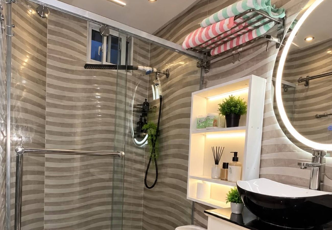 Apartamento en Santo Domingo Este - Suite King con Acceso a Jacuzzi en Terraza
