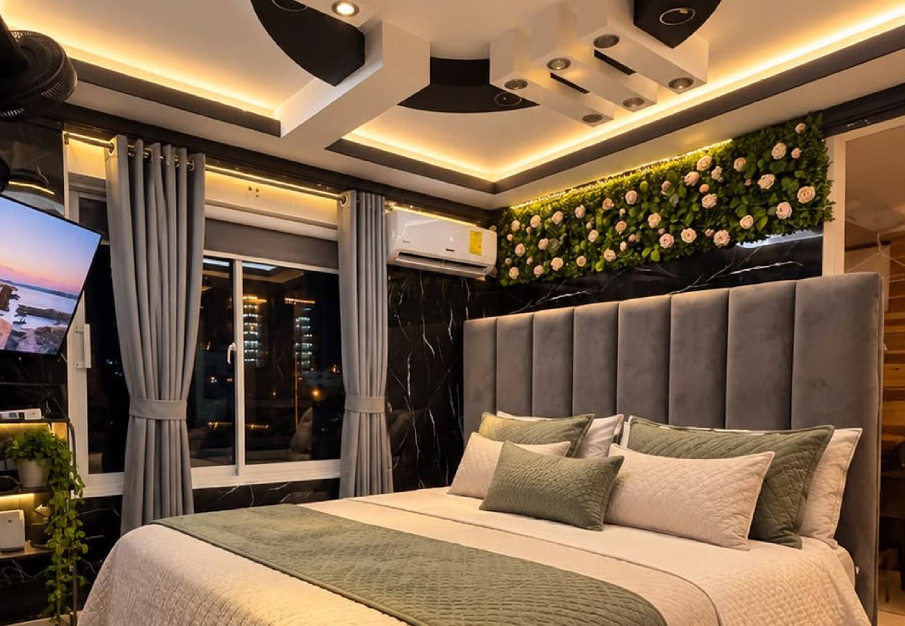 Apartamento en Santo Domingo Este - Suite King con Acceso a Jacuzzi en Terraza