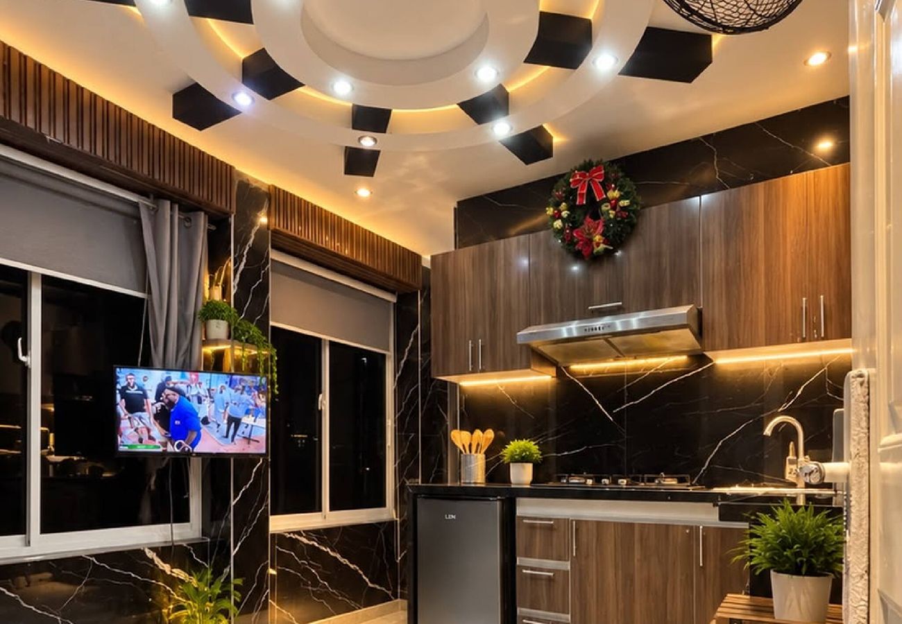 Apartamento en Santo Domingo Este - Suite King con Acceso a Jacuzzi en Terraza