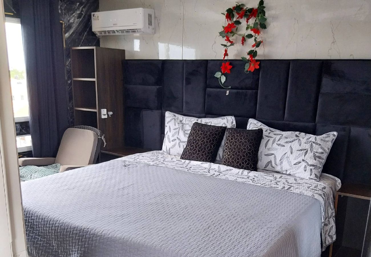 Apartamento en Santo Domingo Este - Apto de 2 H con Vistas Panoramicas y Acceso a Jacuzzi