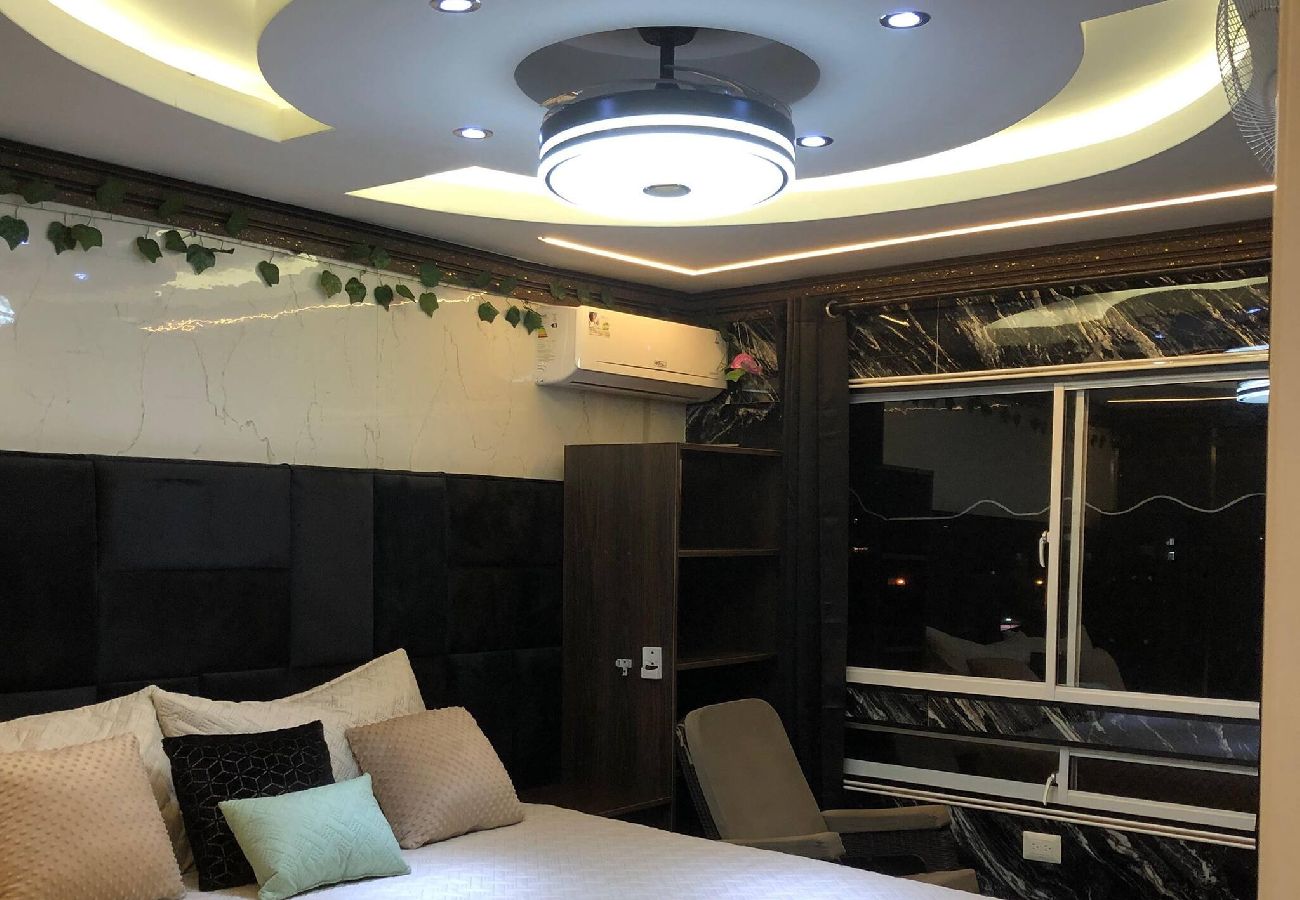 Apartamento en Santo Domingo Este - Apto de 2 HB con Balcón y Acceso a Jacuzzi