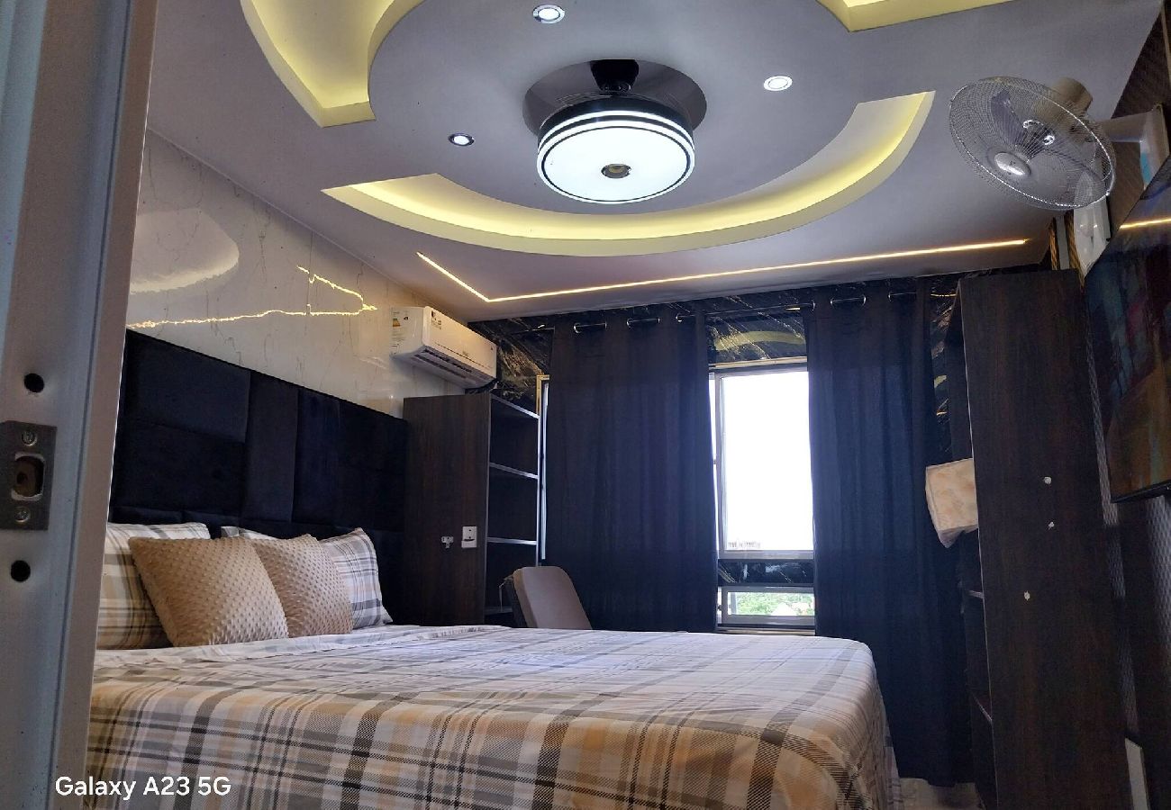 Apartamento en Santo Domingo Este - Apto de 2 HB con Balcón y Acceso a Jacuzzi