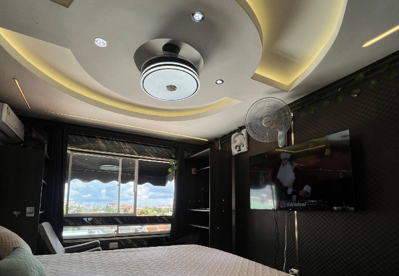 Apartamento en Santo Domingo Este - Apto de 2 HB con Balcón y Acceso a Jacuzzi