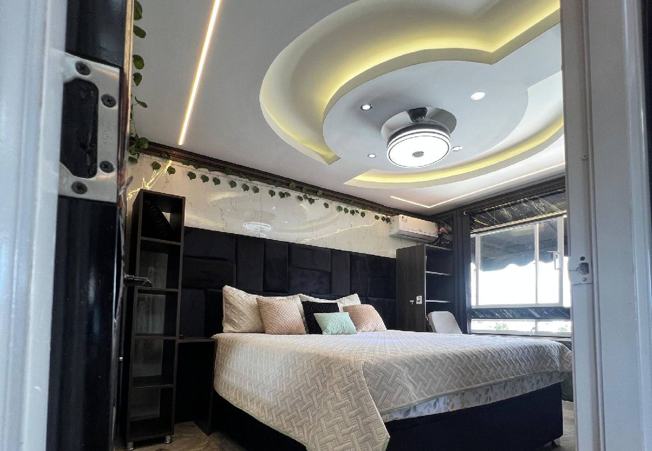 Apartamento en Santo Domingo Este - Apto de 2 HB con Balcón y Acceso a Jacuzzi