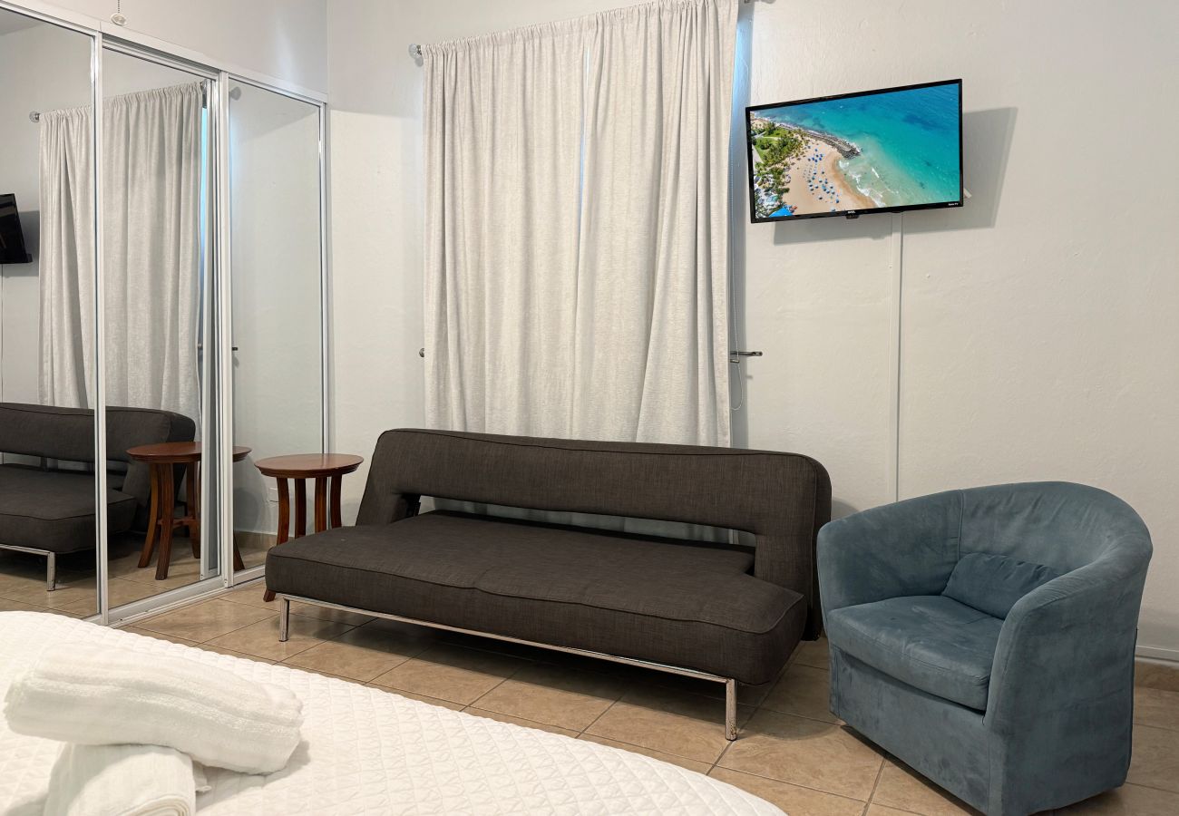 Apartment in San Juan - Condado Escape | 2BR with Rooftop Terrace & Charm