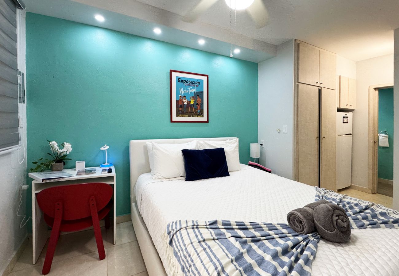 Studio in San Juan - Updated Condado Queen Studio | Near Beach & Dining