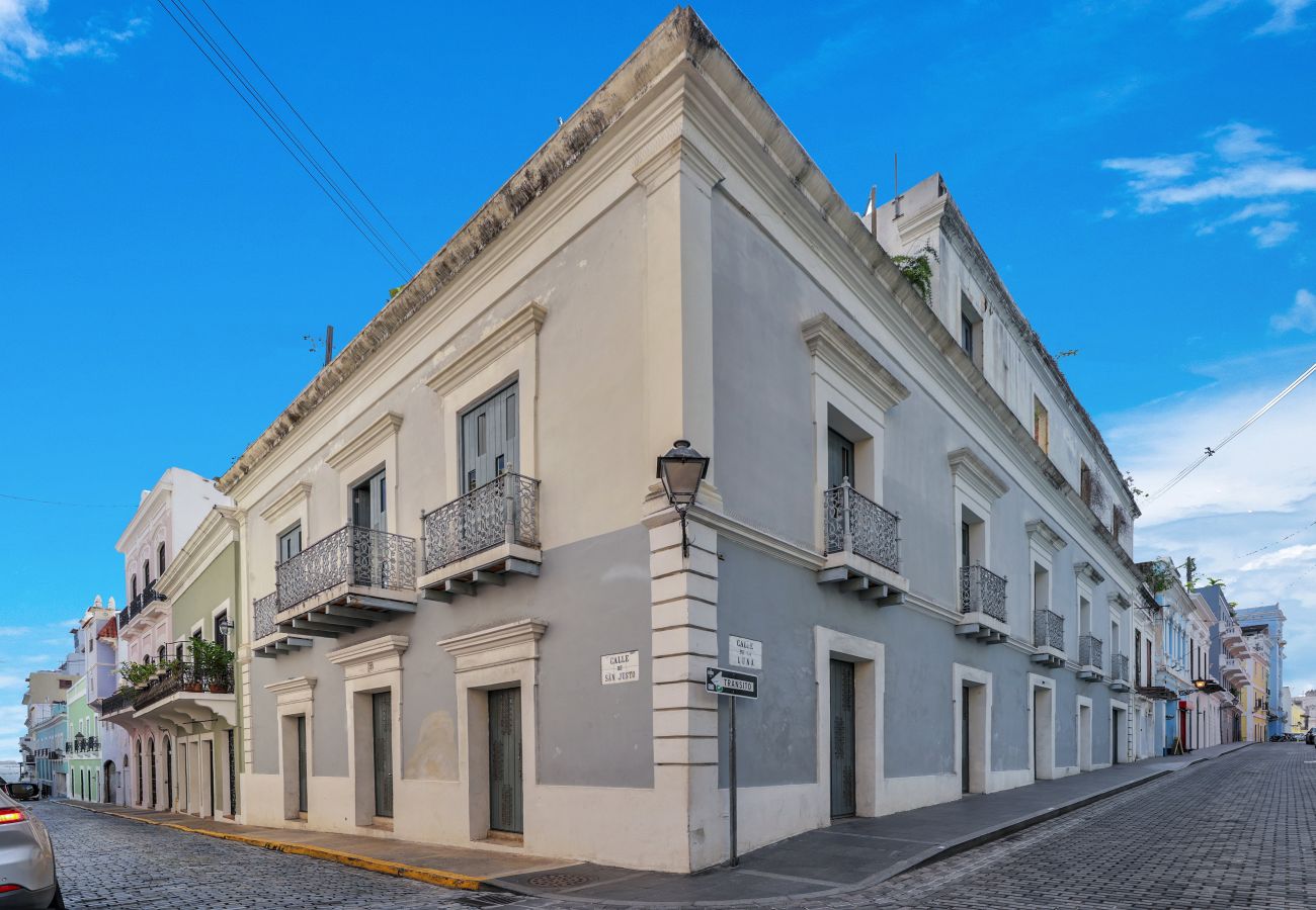 Apartment in San Juan - Cozy Studio Gem: Old San Juan, Near Attractions