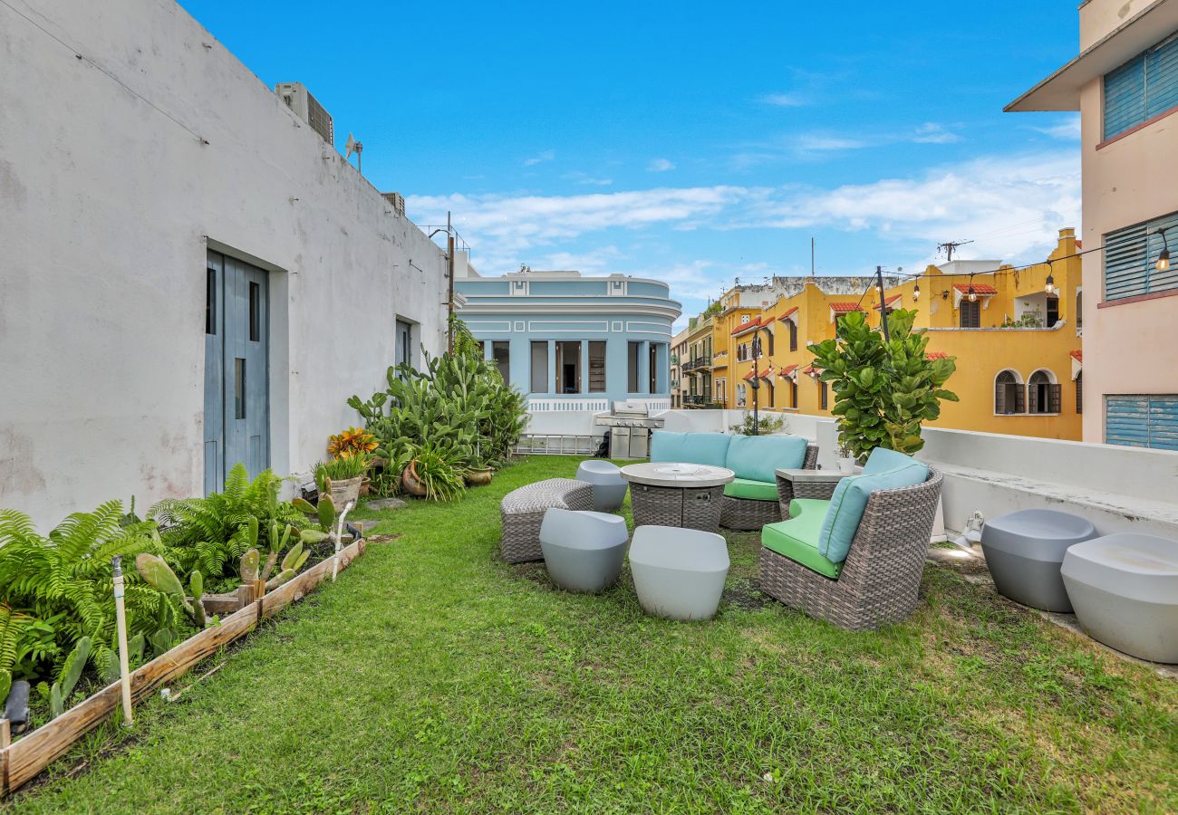 House in San Juan - Rooftop Garden Oasis in the Heart of Old San Juan