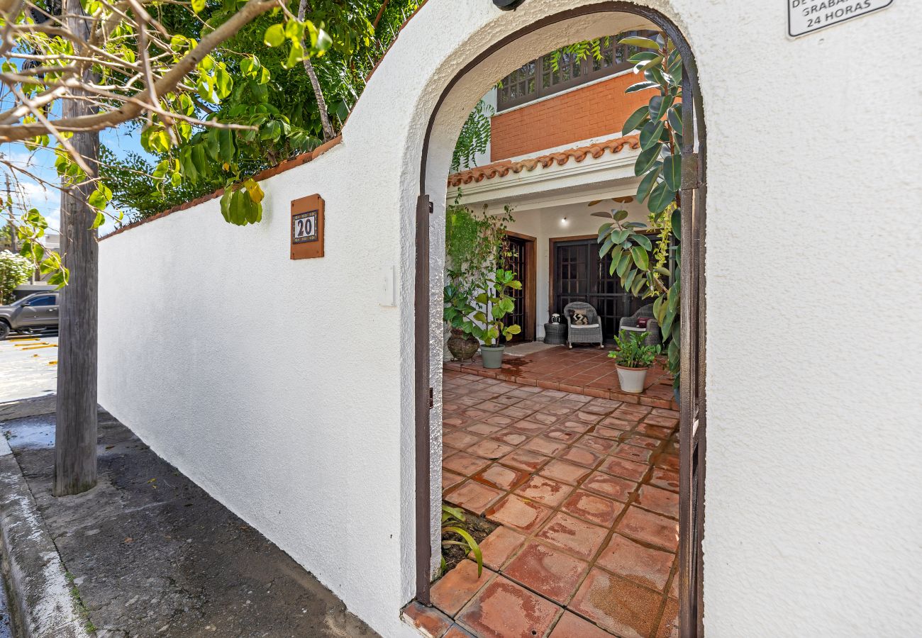 Apartment in Santurce - Beach Pad w Patio, walk to everything! 