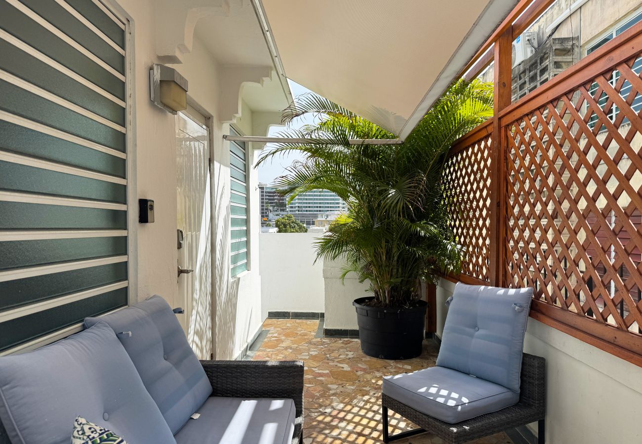 Apartment in San Juan - Condado 4BR/2BA Rooftop, Patios & Walk to Hotspots