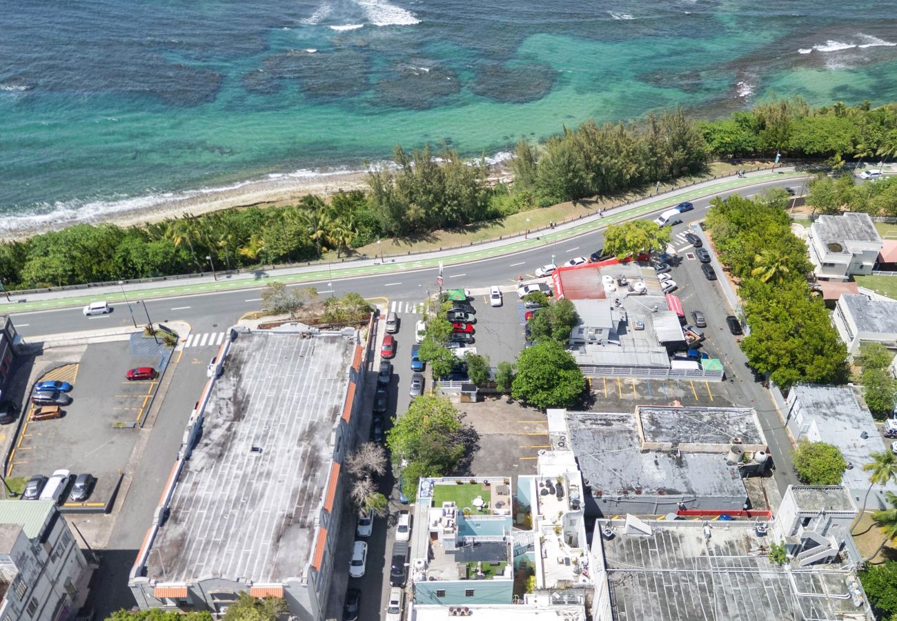 Apartment in San Juan - 2BR Near Beach & Old San Juan • Patio • Sleeps 4