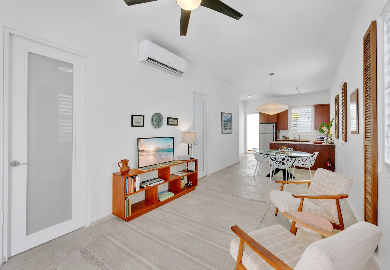 Apartment in San Juan - 2BR Near Beach & Old San Juan • Patio • Sleeps 4