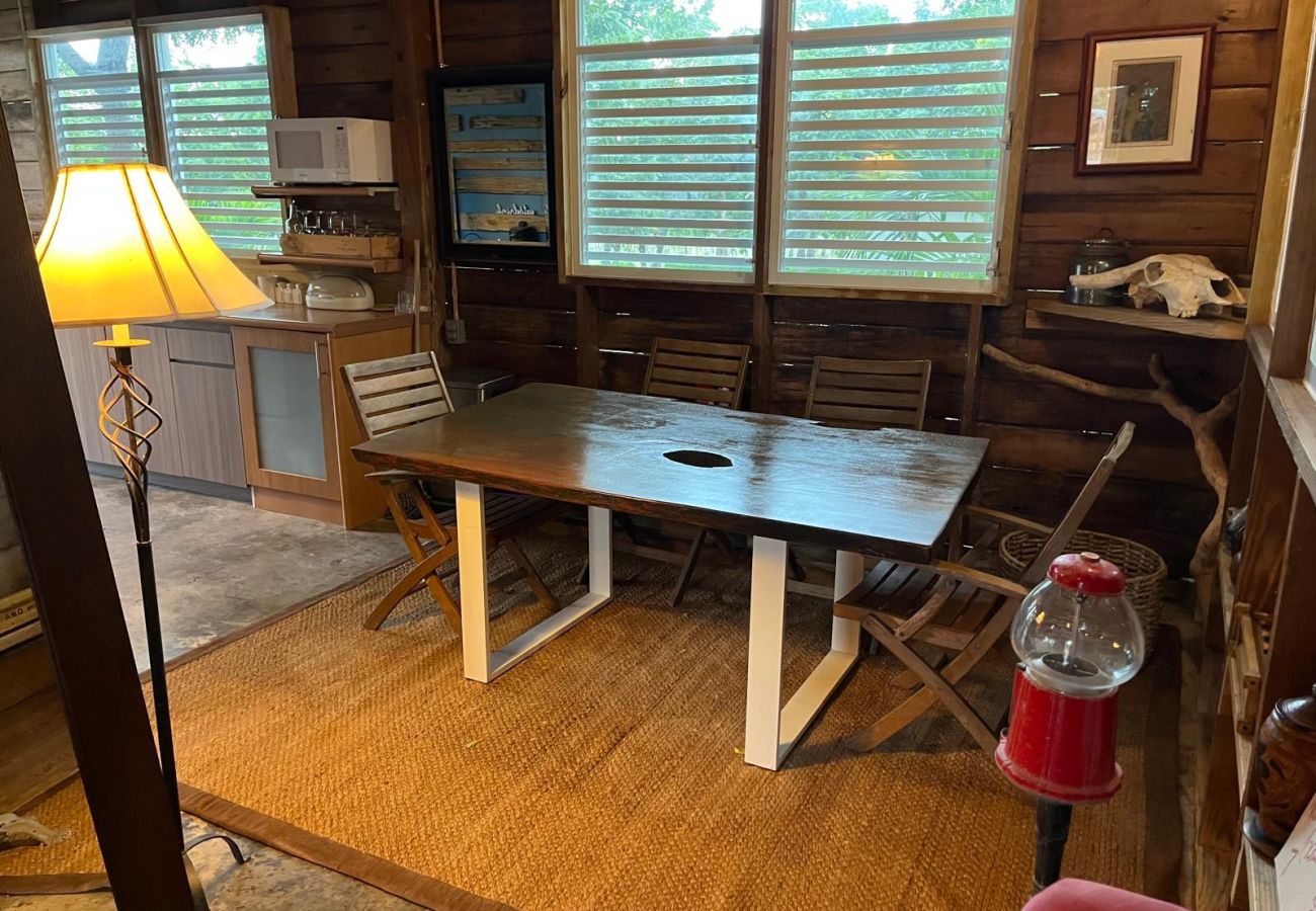 Cabin in Cabo Rojo - Rustic cabin in the heart of the fields of Pitahaya