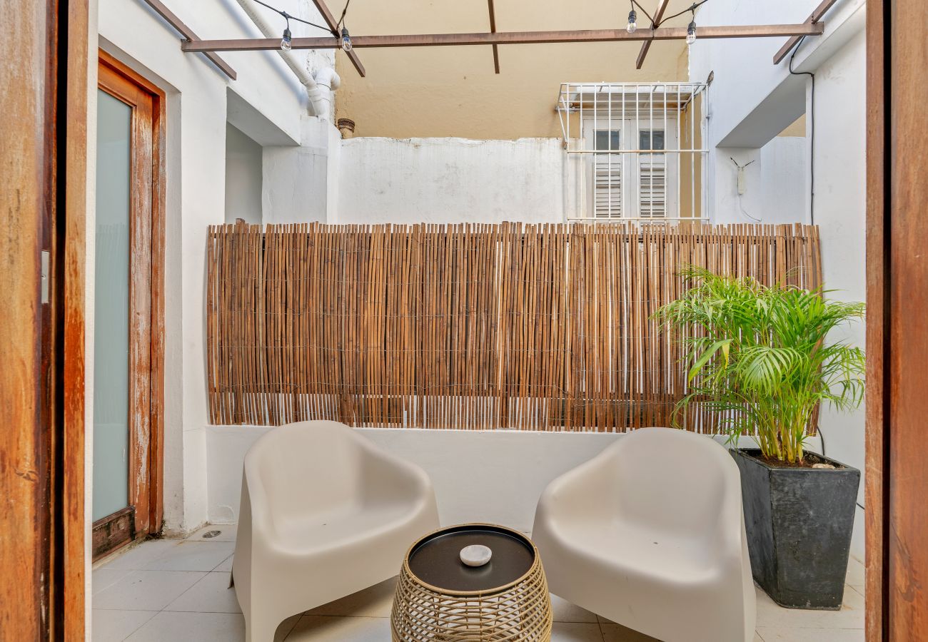Apartment in San Juan - Charming OSJ Hideaway w/ Terrace & Full Kitchen