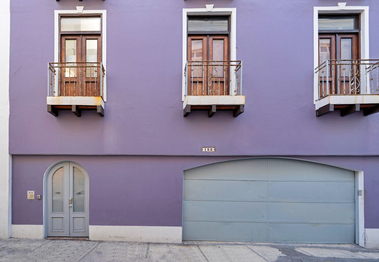 Apartment in San Juan - Charming OSJ Hideaway w/ Terrace & Full Kitchen