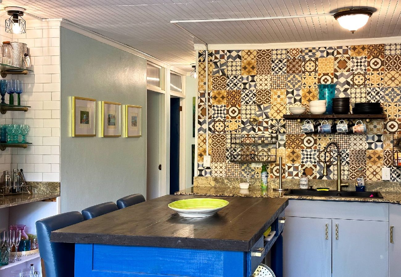 House in Río Grande - Rainforest View 4 bed 3 bath Hot Tub - Generator 