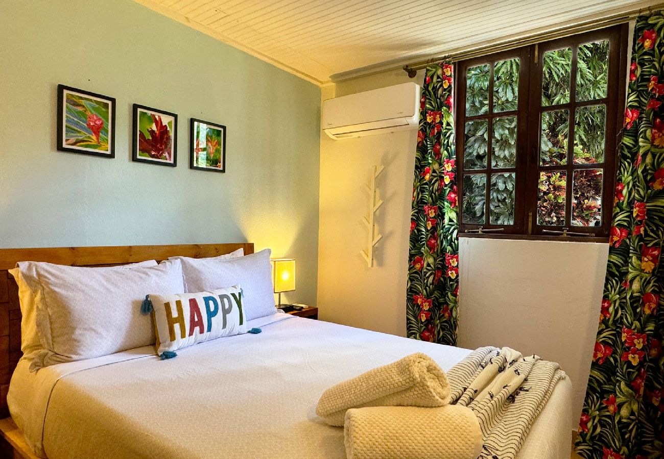 House in Río Grande - Rainforest View 4 bed 3 bath Hot Tub - Generator 