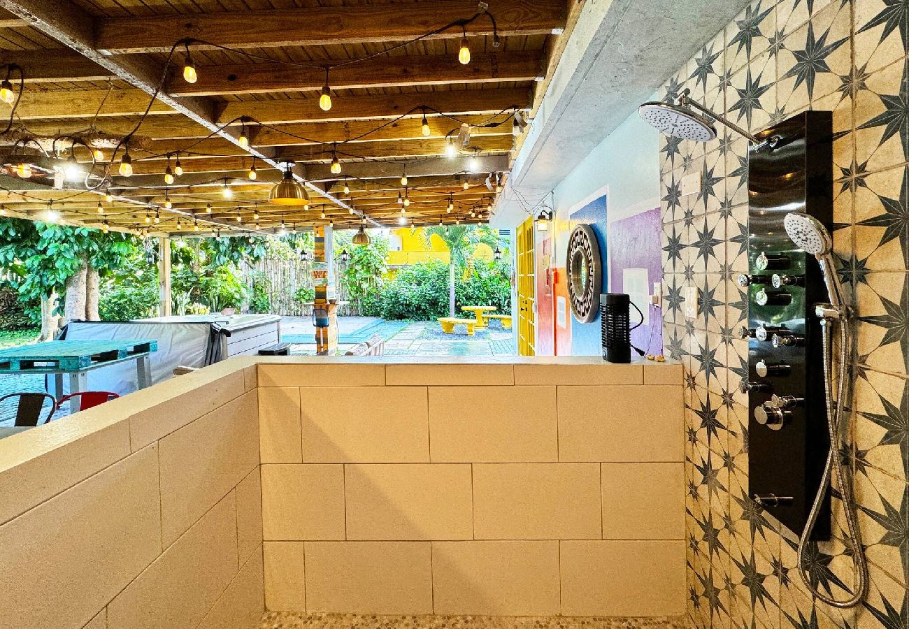 House in Río Grande - Rainforest View 4 bed 3 bath Hot Tub - Generator 