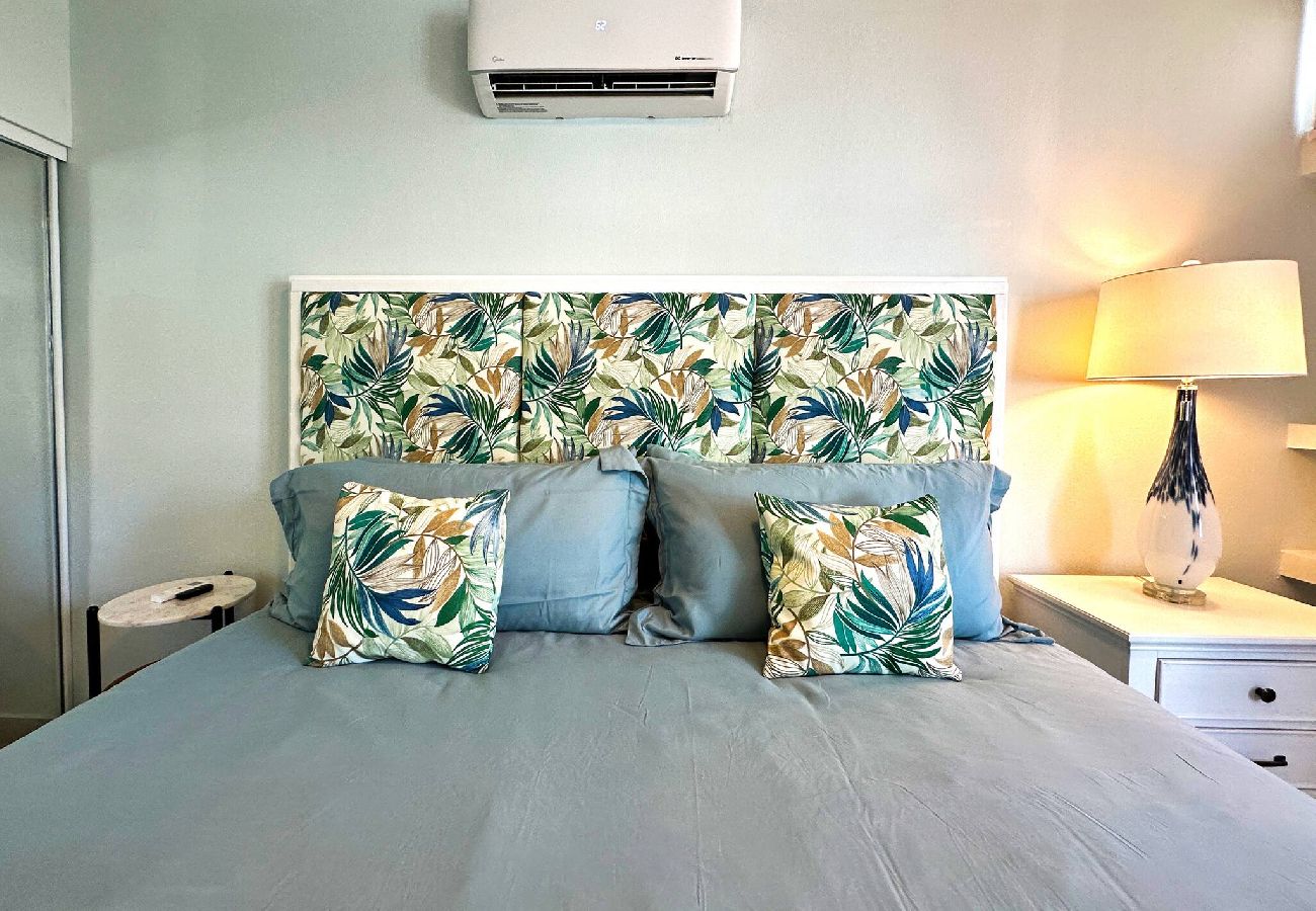House in San Juan - Condado Laguna Villa 1 | Spa | 6 Bd 3Ba Generator 