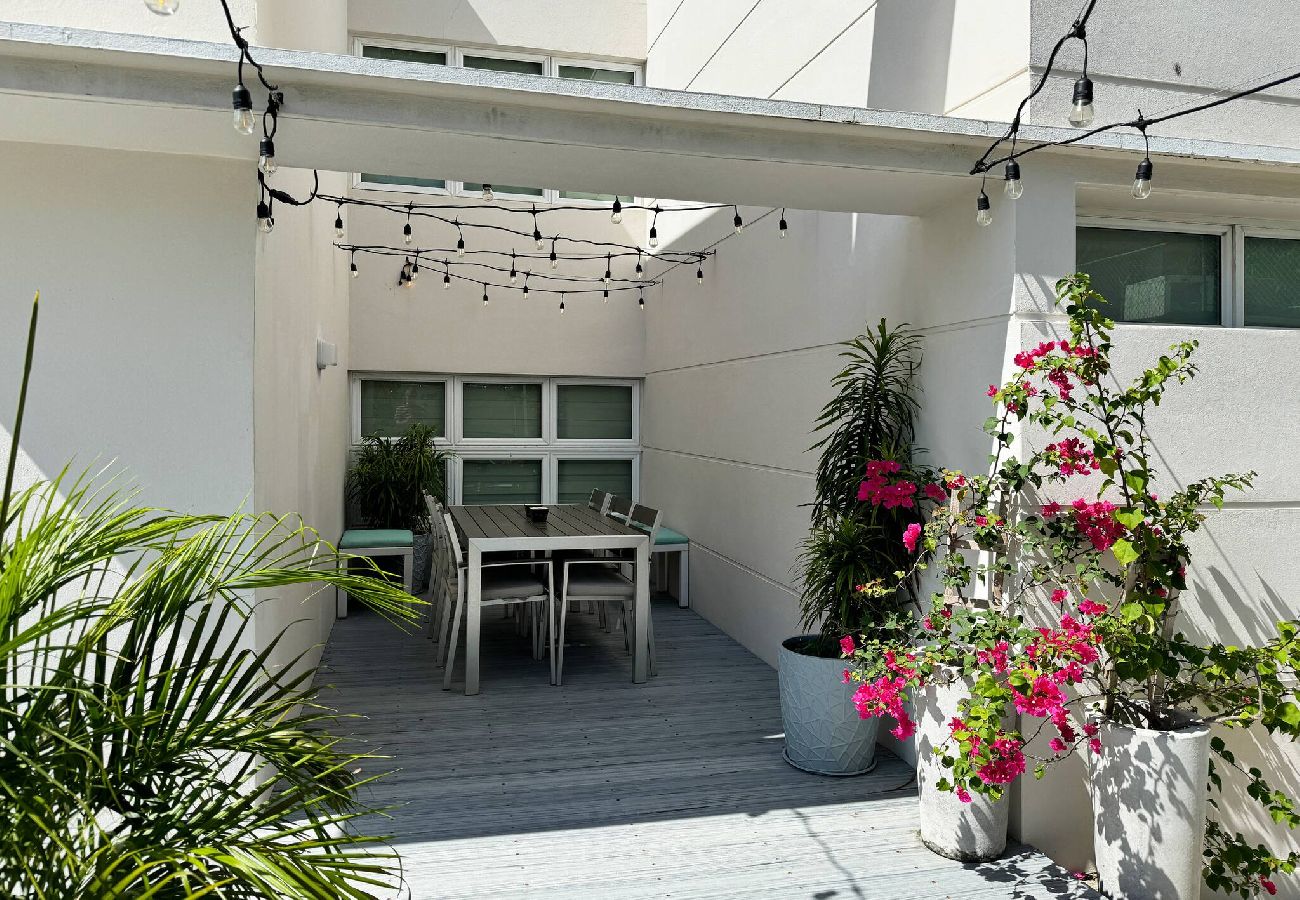 House in San Juan - Condado Laguna Villa 1 | Spa | 6 Bd 3Ba Generator 