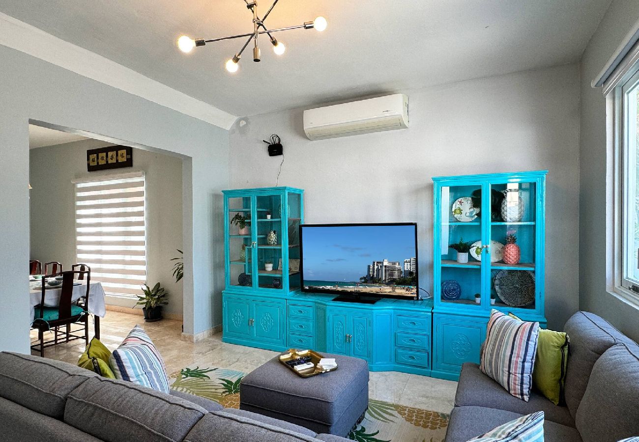 House in San Juan - Condado Laguna Villa w/Pool 5 Bd 3 Ba - Generator 