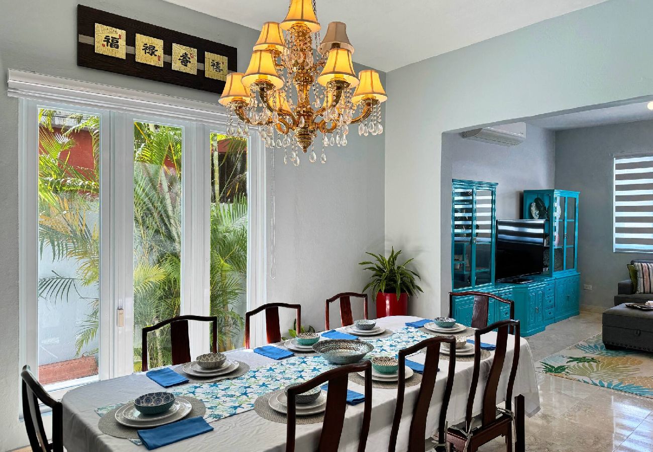 House in San Juan - Condado Laguna Villa w/Pool 5 Bd 3 Ba - Generator 