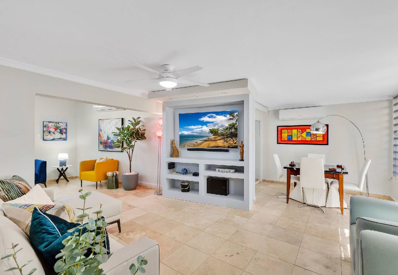 House in Santurce - Condado Villa 4Bd 3Ba | Spa/Generator/Parking 