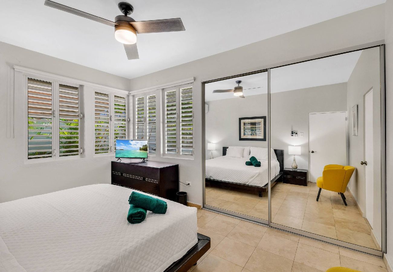 House in Santurce - Condado Villa 4Bd 3Ba | Spa/Generator/Parking 