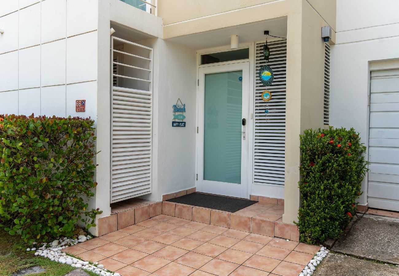 Townhouse in Dorado - Villa Merchán | 8 Guests | 4BR & 4.5 Bathrooms 