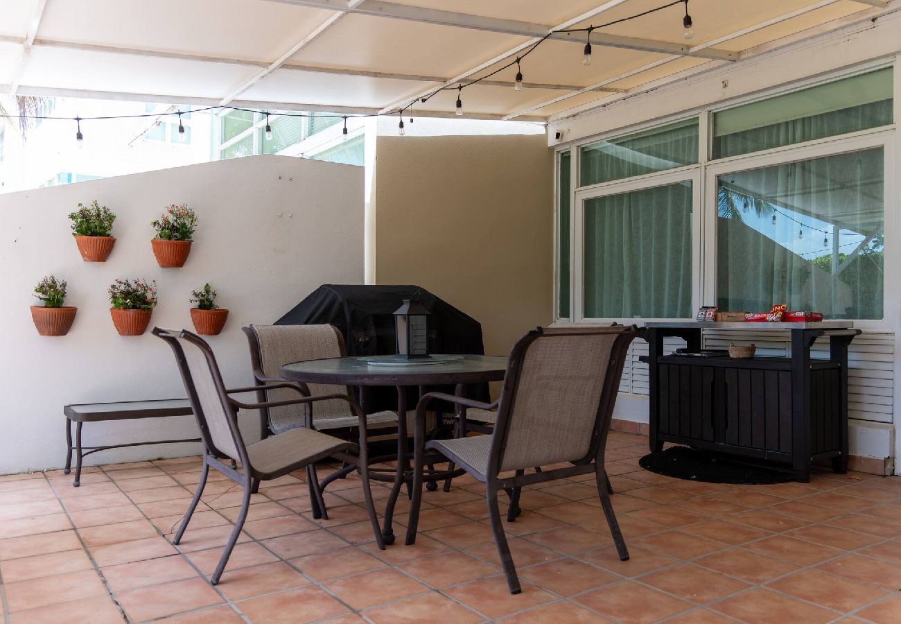 Townhouse in Dorado - Villa Merchán | 8 Guests | 4BR & 4.5 Bathrooms 