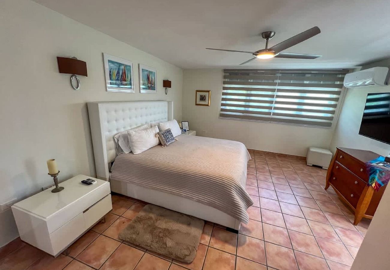 Townhouse in Dorado - Villa Merchán | 8 Guests | 4BR & 4.5 Bathrooms 