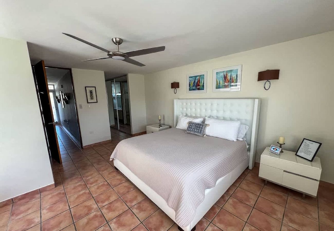 Townhouse in Dorado - Villa Merchán | 8 Guests | 4BR & 4.5 Bathrooms 