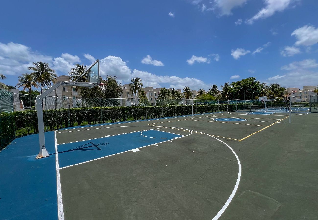Townhouse in Dorado - Villa Merchán | 8 Guests | 4BR & 4.5 Bathrooms 