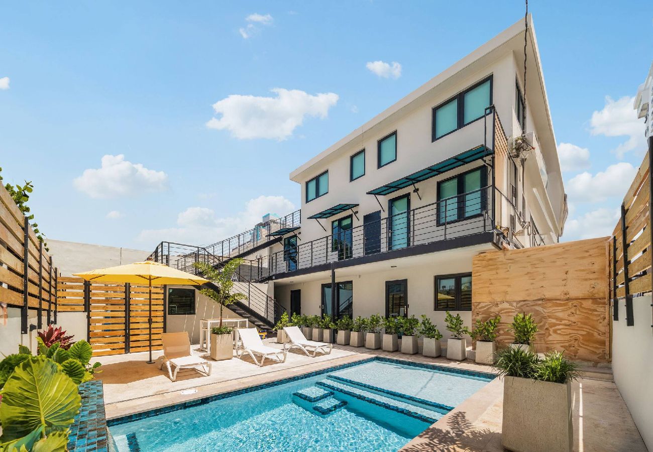 Apartment in San Juan - Ocean View PR | Modern Bliss 